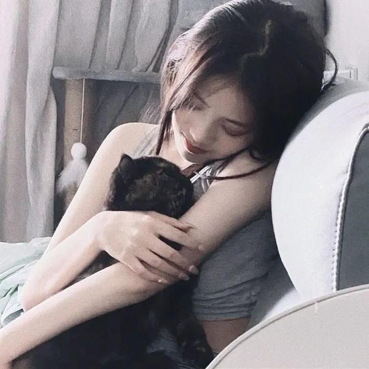 玫瑰园里的老少爷们儿
